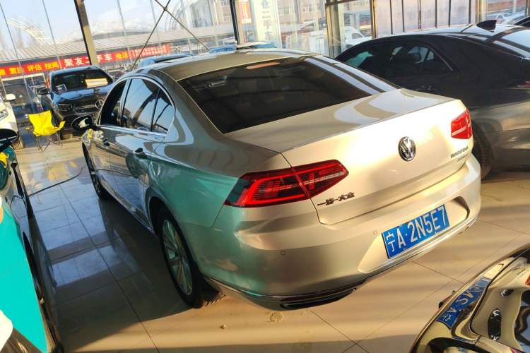 Used Volkswagen Magotan 2019 330TSI DSG Leading Model China VI Standard
