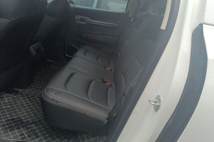 Used Radar King Kong 2025 PHEV All-Wheel-Drive Extended-Range “Thousand-Mile Diamond” Electric Hybrid PLUS Edition
