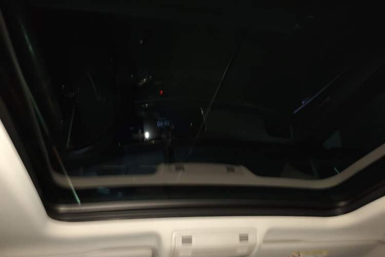 Used Volkswagen Tayron 2019 330TSI Two-Wheel Drive Luxury Model China VI Standard