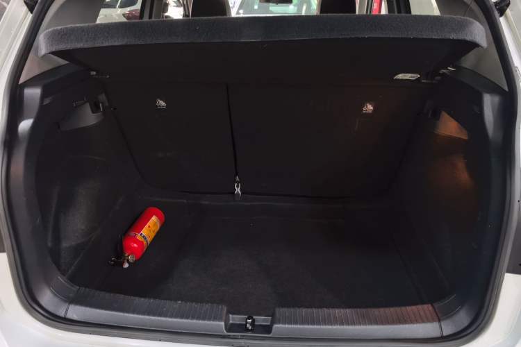 Used Volkswagen Tacqua 2021 200TSI DSG JoyConnect Edition