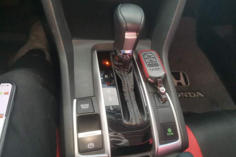 Used Honda Civic 2016 220TURBO CVT Luxury Edition
