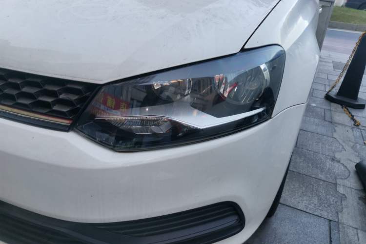 Used Volkswagen Polo 2016 1.4L Automatic Trendy Model
