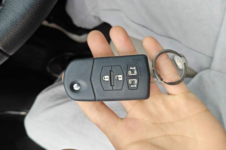 Used Mazda Mazda 5 2013 2.0L Automatic Luxury Version
