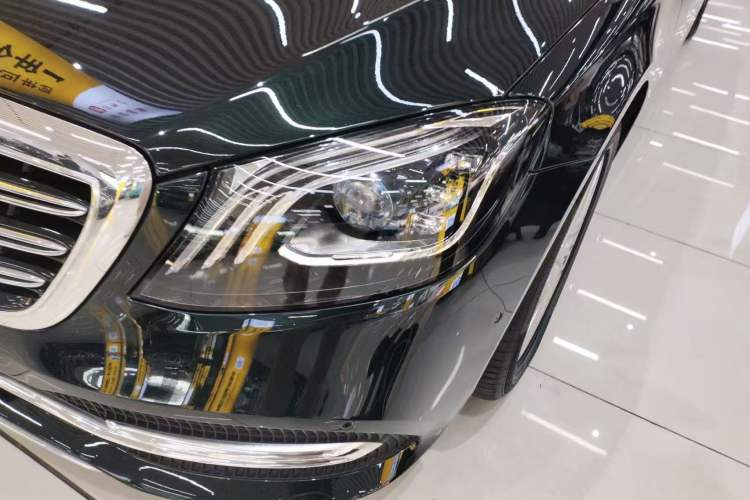 Used Mercedes-Benz S-Class 2019 S 320 L
