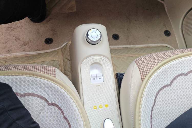 Used Wuling Hongguang MINIEV 2024 3rd Generation 215km Advanced Version