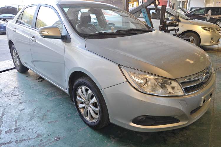 Used BYD Surui 2012 1.5TID Automatic Luxury Version
