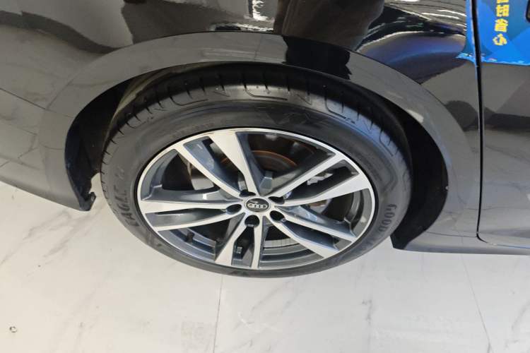 Used Audi A6L 2022 40 TFSI Luxury Dynamic Model
