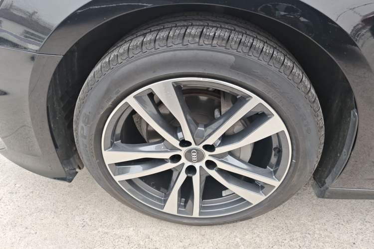 Used Audi A6L 2019 40 TFSI Luxury Dynamic Model