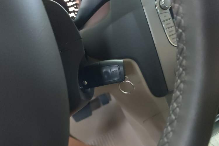 Used Ford Focus 2013 Hatchback Classic 1.8L Automatic Fashion Edition
