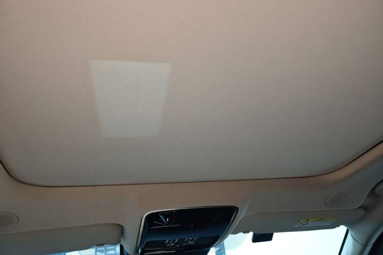 Used Land Rover Range Rover Velar 2023 250 PS
