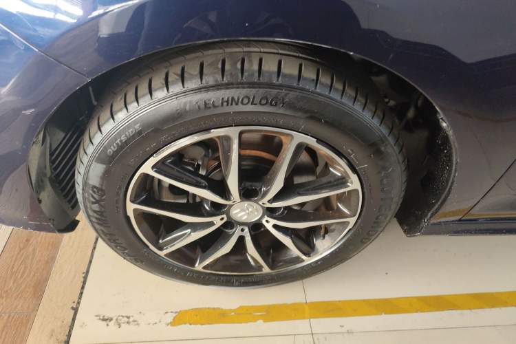 Used BYD Song MAX 2017 1.5T Automatic Smart Connect Prestige 7-Seater