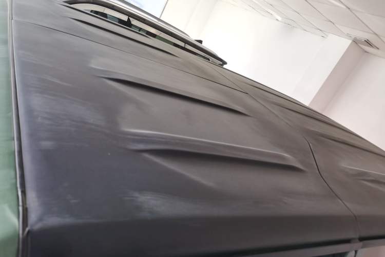 Used  BJ40 2023 2.0T Automatic Four-Wheel Drive Urban Hunter Edition Chivalrous Type
