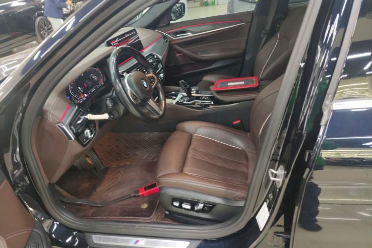 Used BMW 5 Series 2022 Restyled 530Li Luxury Edition M Sport Package
