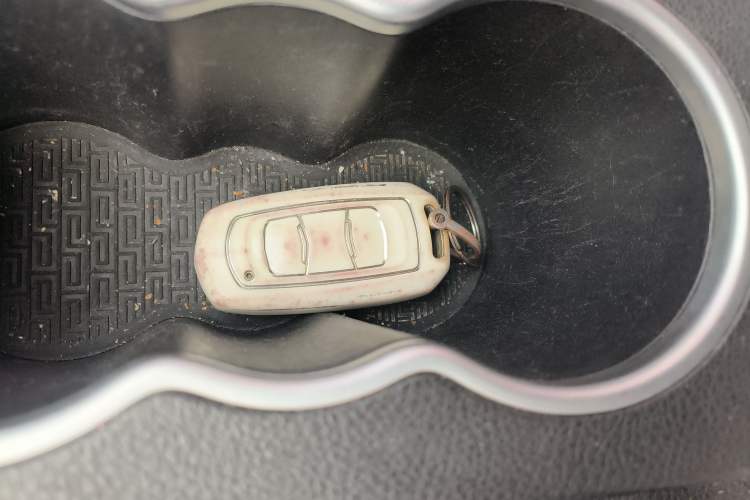 Used Geely Auto Vision X6 2016 1.8L Manual Luxury Edition