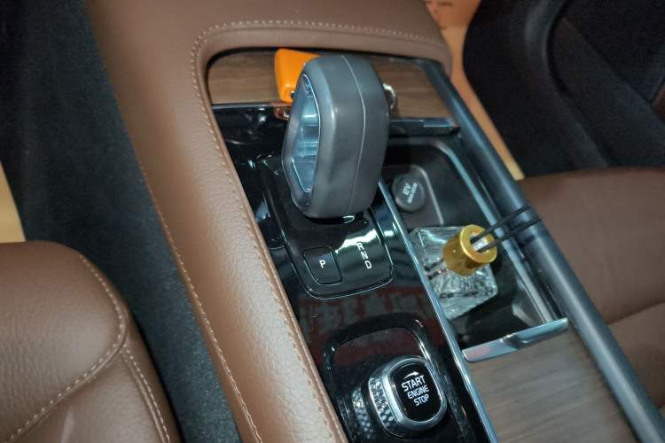 Used Volvo V90 2022 Cross Country B5 AWD Smart Range Edition
