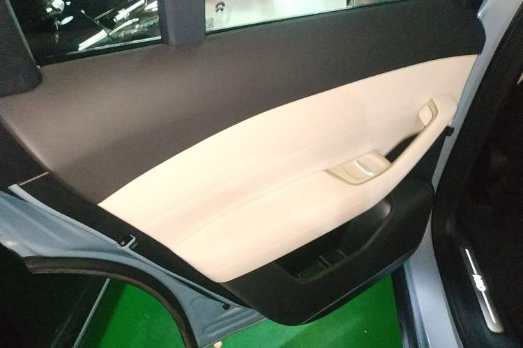 Used Nio ES6 2023 75 kWh
