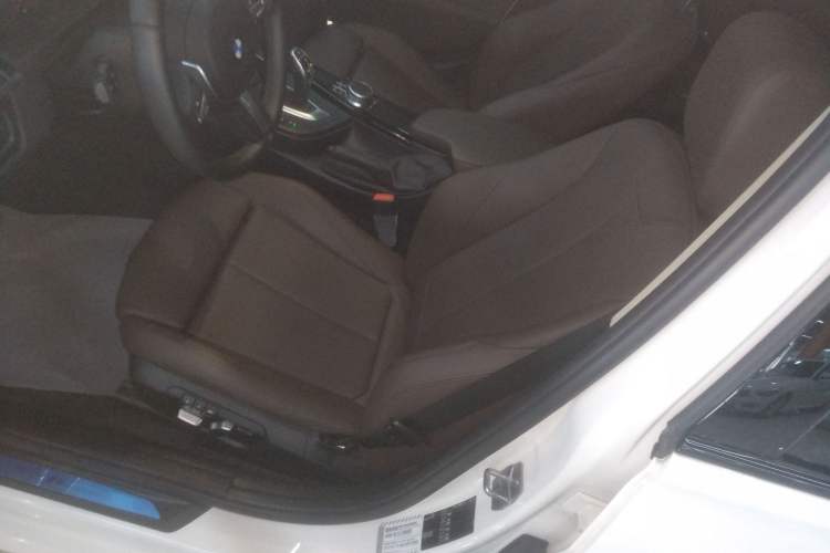 Used BMW 3 Series 2018 320Li Leading Model M Sport Package
