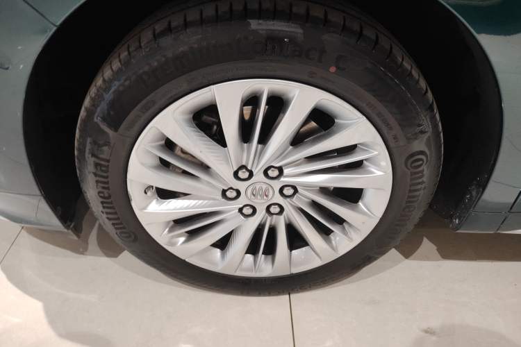 Used Buick Century 2023 2.0T Six-Seater Yinshi Edition
