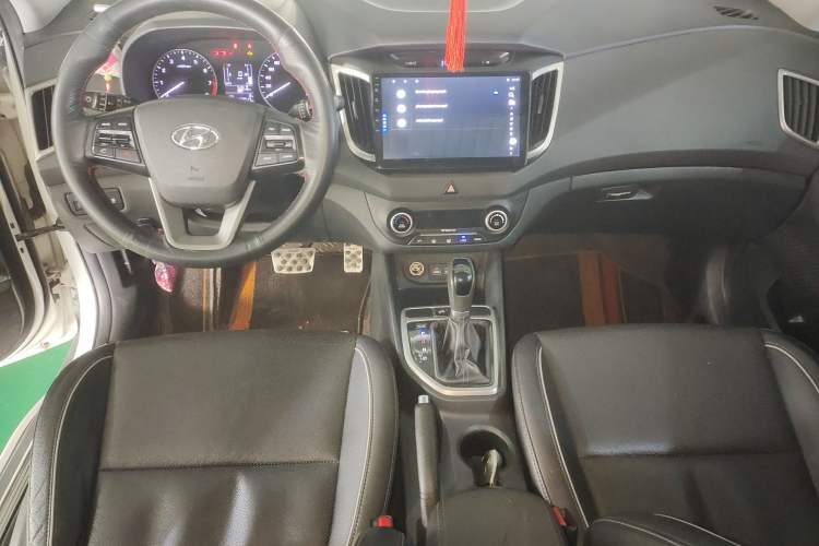 Used Hyundai ix25 2015 2.0L Automatic Two-Wheel Drive Intelligent GLS