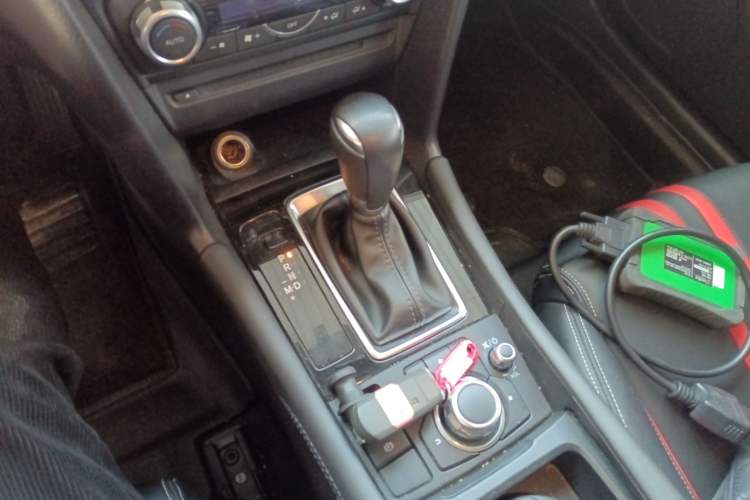 Used Mazda Mazda 3 Axela 2019 Cloud-Controlled Version Sedan 1.5L Automatic Luxury Trim China V Standard