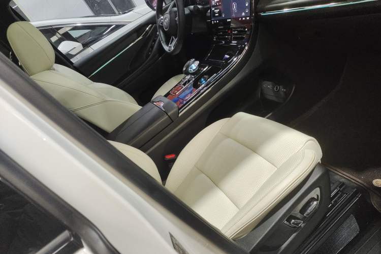 Used GAC Trumpchi M8 2023 Zongshi Series 400T Flagship Edition
