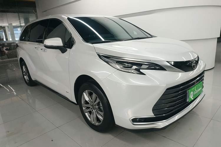 Used Toyota Sienna 2024 2.5L Hybrid Four-Wheel Drive Prestige Edition