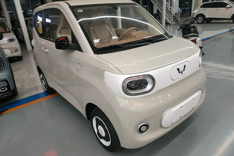 Used Wuling Hongguang MINIEV 2024 3rd Generation 215km Youth Edition
