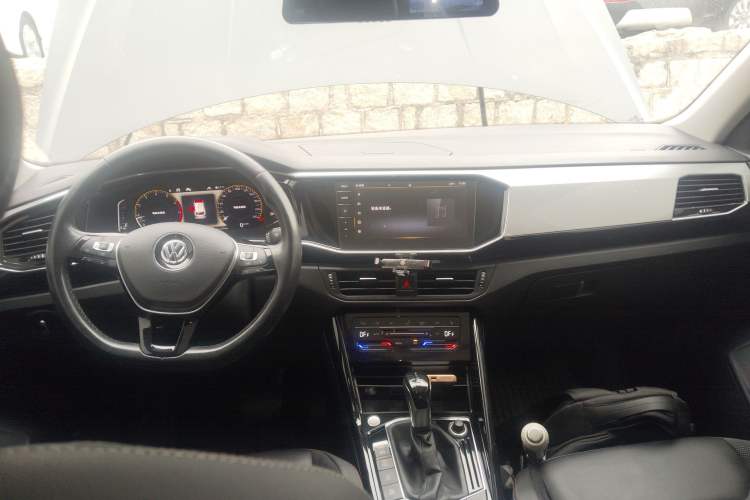 Used Volkswagen Tayron 2020 330TSI Two-Wheel Drive Luxury Smart Connectivity Version