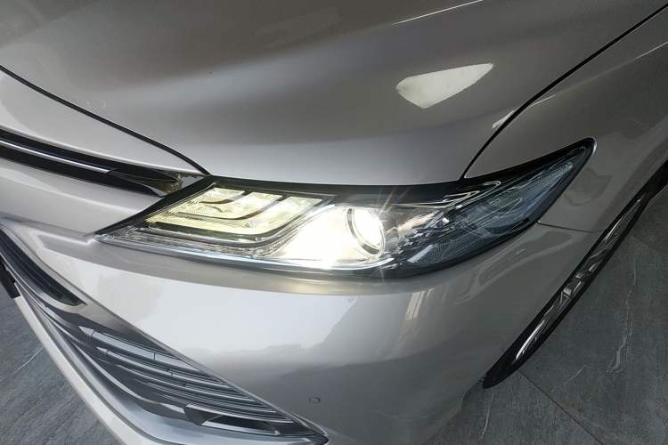 Used Toyota Camry 2019 Dual-Engine 2.5 HG Luxury Edition China VI Standard