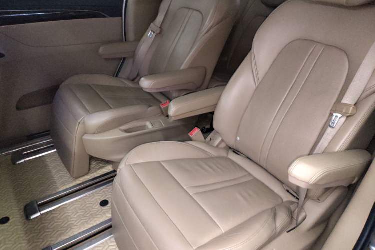 Used Buick GL8 2017 ES 28T Flagship Model China V Standard
