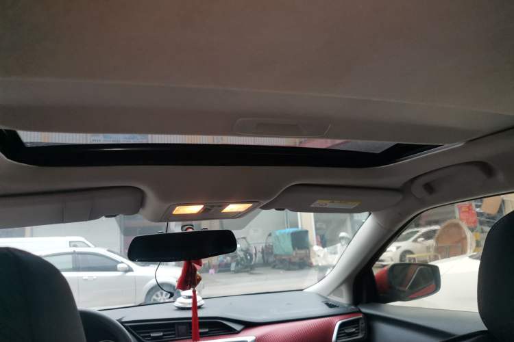 Used Nissan Lannia 2019 1.6L CVT Smart Connect Smart Cool Version China VI Standard
