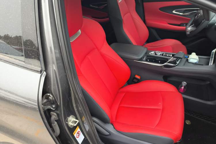 Used Changan UNI-T 2020 1.5T Prestige Version
