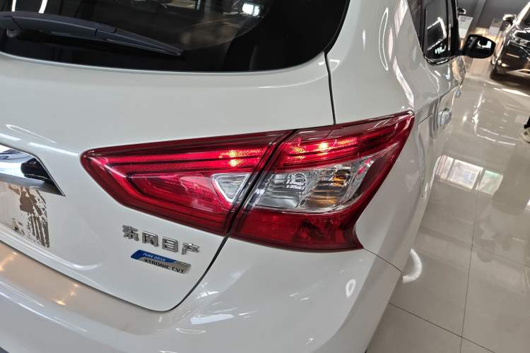 Used Nissan Tiida 2020 1.6L CVT Cool Edition
