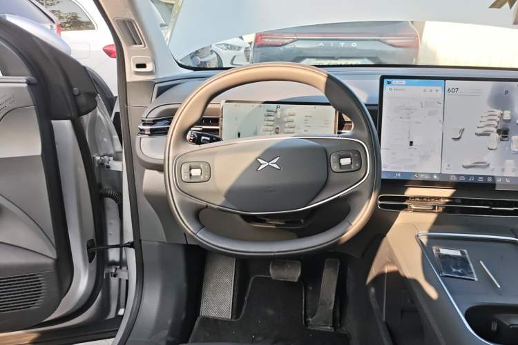 Used XPeng G6 2025 625 Long-Range Max Flagship Edition
