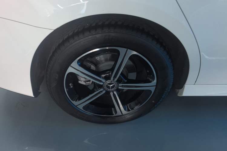 Used Mercedes-Benz A-Class 2024 Updated A 200 L Fashion Version
