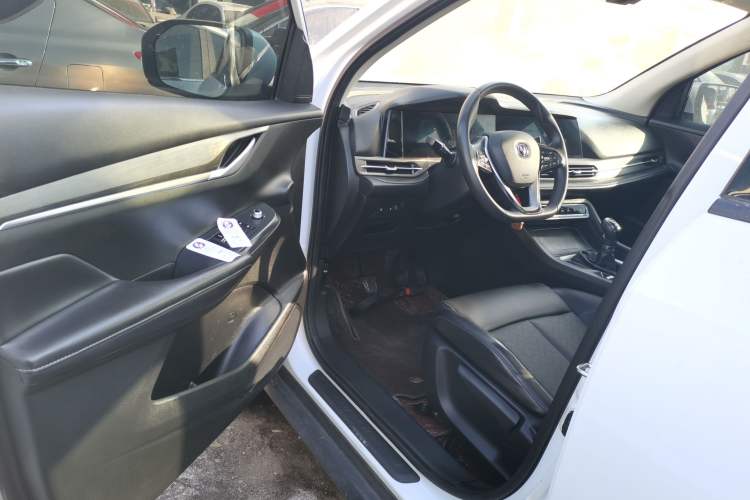 Used Changan CS55PLUS 2020 1.5T Manual Colorful Model
