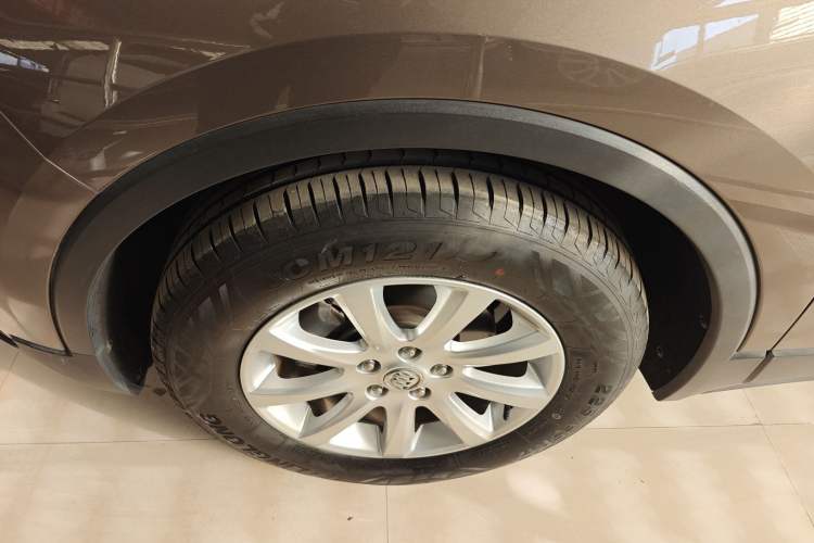 Used Buick Envision 2018 20T Two-Wheel-Drive Elite Model
