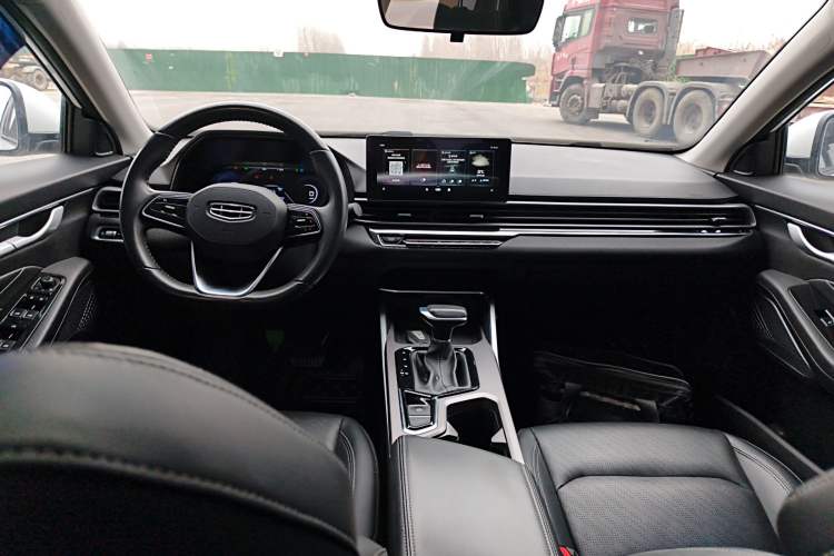 Used Geely Auto Emgrand 2022 4th Generation 1.5L CVT Elite Model
