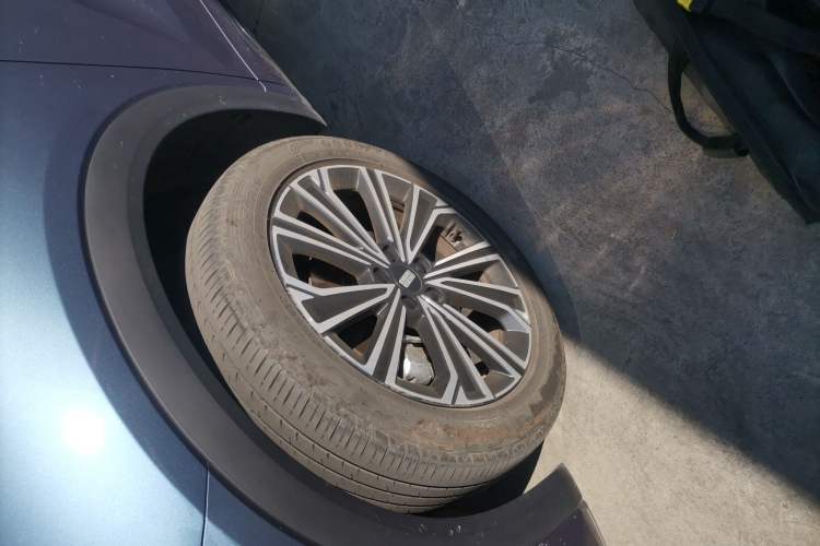 Used  Galaxy Xingjian 7 EM-i 2025 120km Flagship Edition
