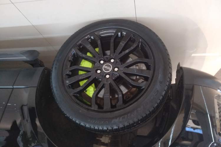 Used Land Rover Range Rover Sport 2020 3.0 L6 SE
