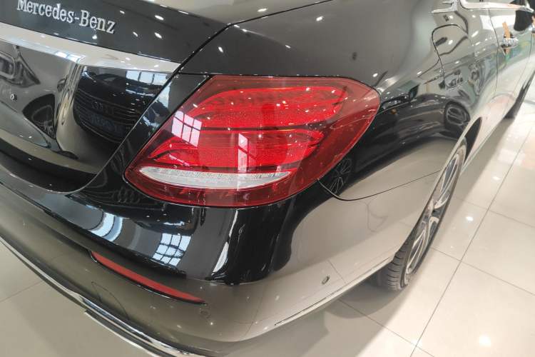 Used Mercedes-Benz E-Class 2018 Facelifted E 300 L Stylish Version
