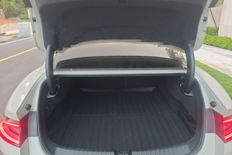 Used  SU7 2024 Rear-Drive Long-Range Intelligent Driving Version