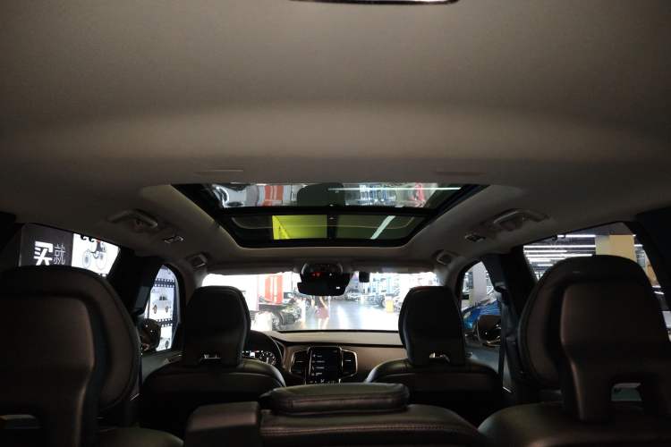 Used Volvo XC90 2019 T6 Zhiyi Edition 7-Seater China VI Standard
