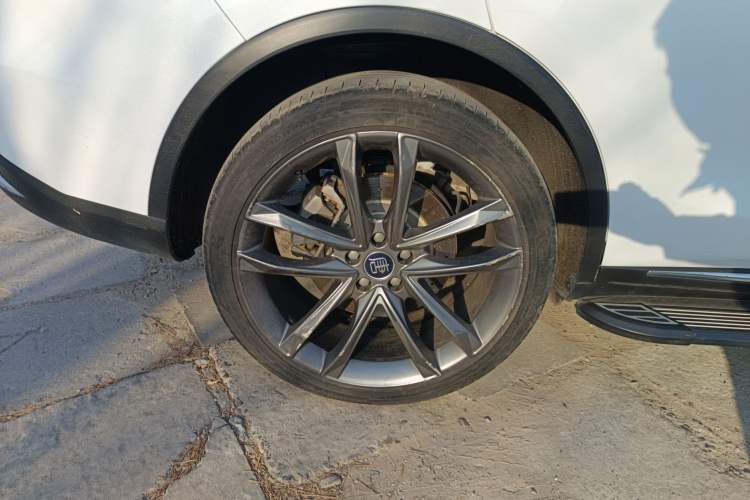 Used BYD Tang New Energy 2019 EV600 Two-Wheel Drive Smart Connectivity Deluxe Model
