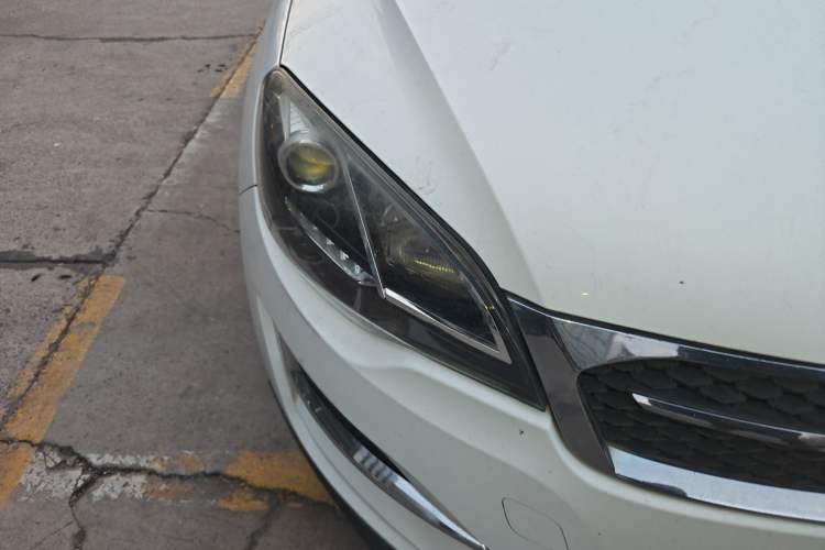 Used Zotye Domy X5 2015 1.5T CVT ZHANG GUI Model China V Standard
