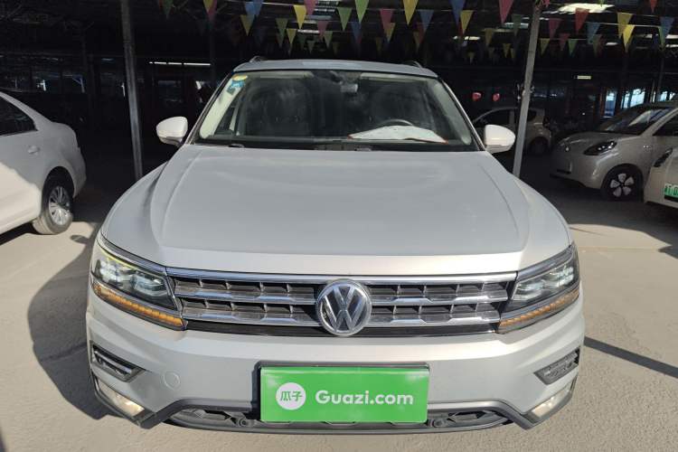 Used Volkswagen Tiguan L 2017 330TSI Automatic Two-Wheel Drive Flagship Edition
