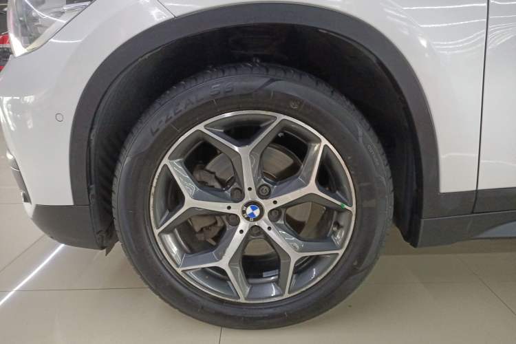 Used BMW X1 2016 sDrive18Li Premium Edition
