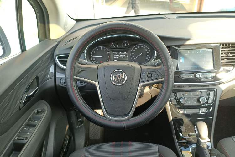 Used Buick Encore 2018 18T Automatic Two-Wheel Drive Urban Leading Model
