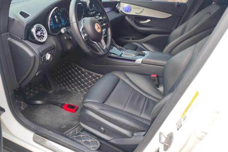 Used Mercedes-Benz GLC Coupe 2022 Refreshed GLC 260 4MATIC Coupe SUV
