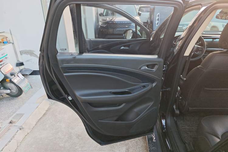 Used Buick Envision 2017 20T Two-Wheel Drive Leading Version
